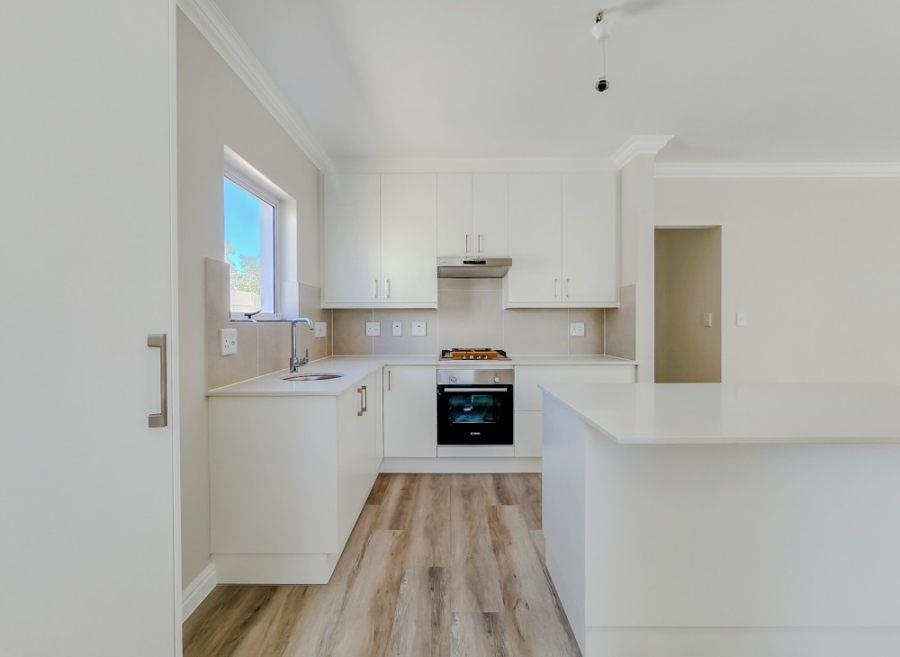 To Let 3 Bedroom Property for Rent in Pinehurst Western Cape